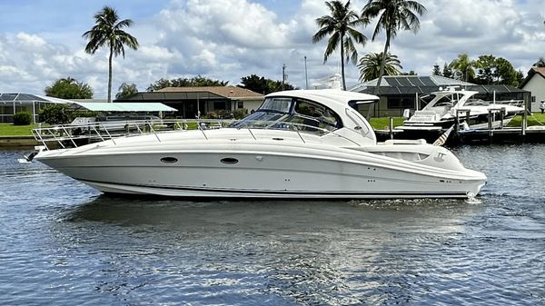 Sea Ray 390 Sundancer 