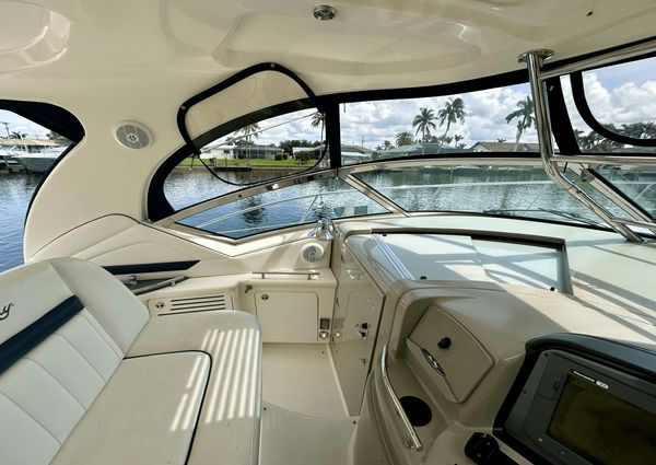 Sea Ray 390 Sundancer image