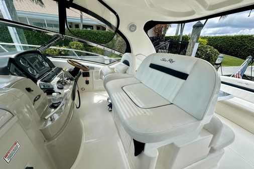 Sea Ray 390 Sundancer image