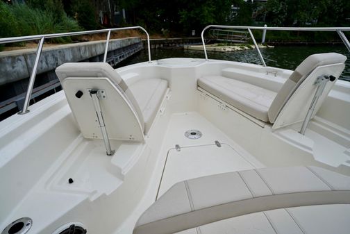 Boston Whaler 280 Dauntless image