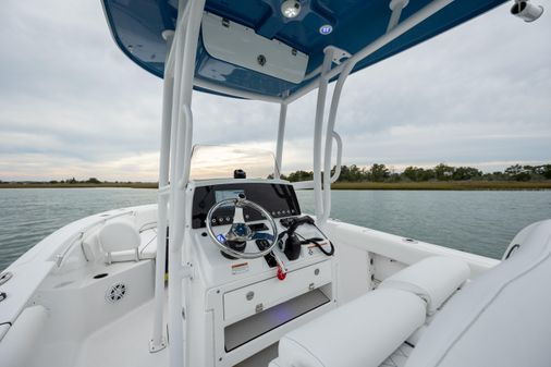 Sportsman Open 232 Center Console image