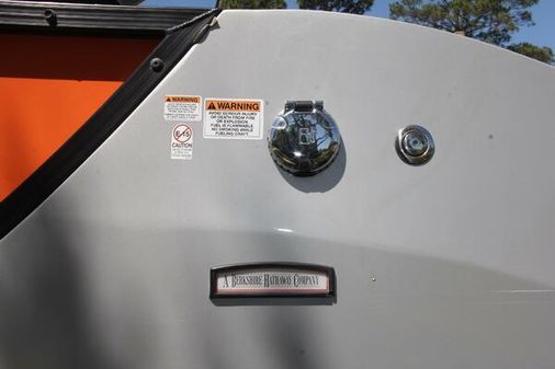 Berkshire 25 Sport CL image