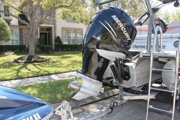 Berkshire 25 Sport CL image