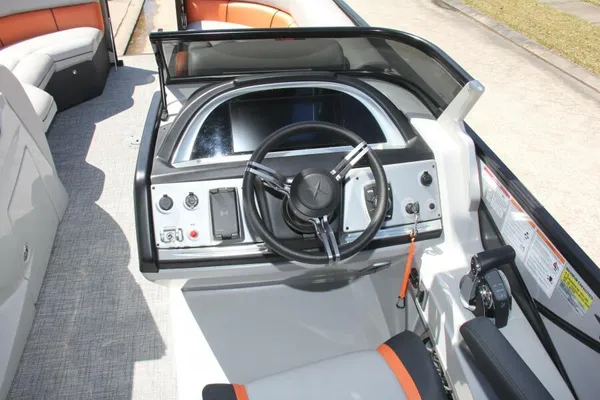 Berkshire 25 Sport CL image