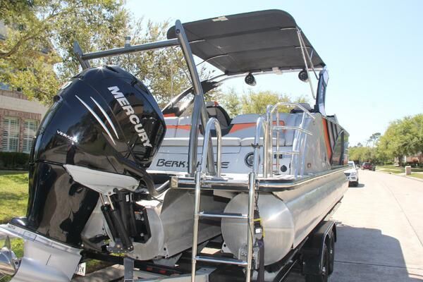 Berkshire 25 Sport CL image