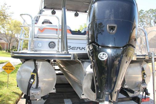 Berkshire 25 Sport CL image