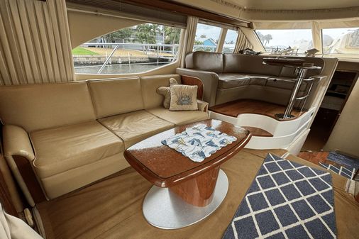 Sea Ray 420 Sedan Bridge image