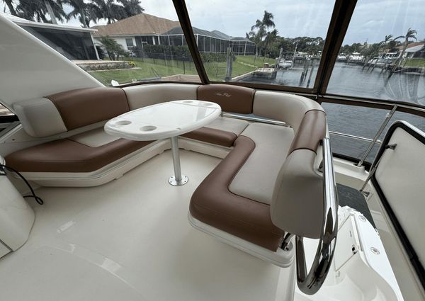 Sea Ray 420 Sedan Bridge image