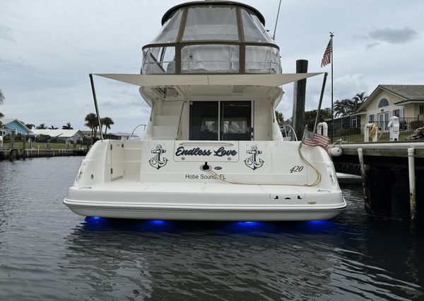 Sea Ray 420 Sedan Bridge image