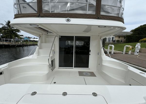 Sea Ray 420 Sedan Bridge image