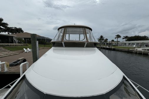 Sea Ray 420 Sedan Bridge image