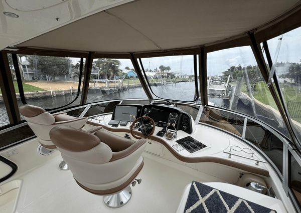 Sea Ray 420 Sedan Bridge image