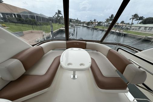 Sea Ray 420 Sedan Bridge image