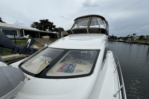 Sea Ray 420 Sedan Bridge image