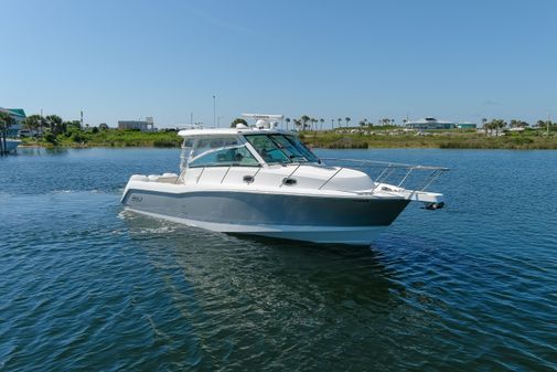 Boston Whaler 345 Conquest image