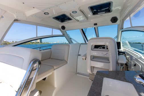 Boston Whaler 345 Conquest image