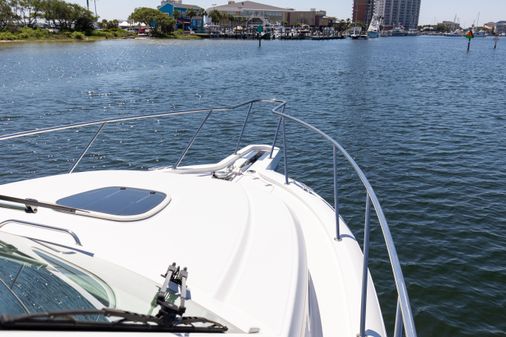 Boston Whaler 345 Conquest image