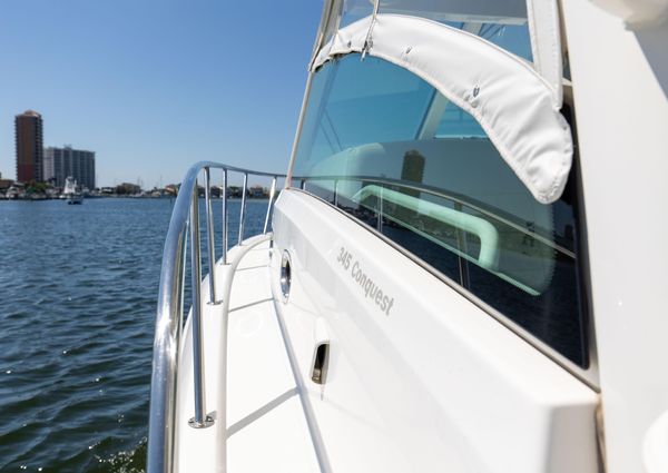 Boston Whaler 345 Conquest image