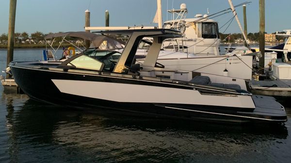 Aviara AV 32