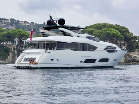 Sunseeker 95 Yacht image