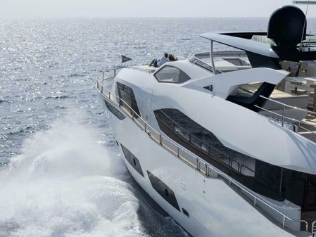 Sunseeker 95 Yacht image