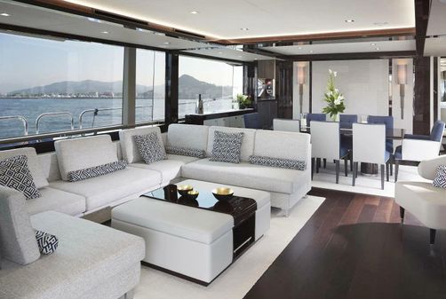 Sunseeker 95 Yacht image