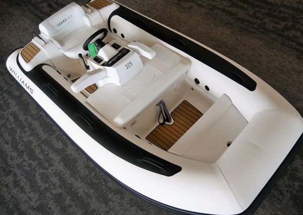 Williams Jet Tenders Turbojet 325 image