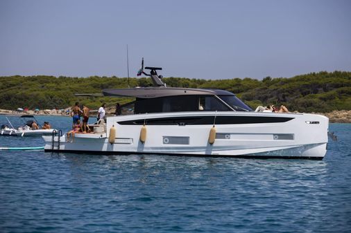 Azimut Seadeck 6 image