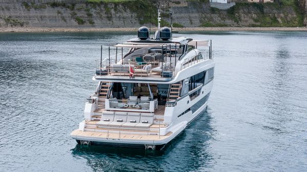 Ferretti Yachts 1000 image