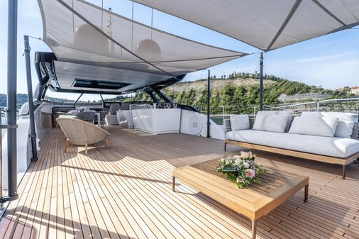 Ferretti Yachts 1000 image