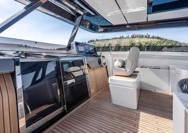 Ferretti Yachts 1000 image