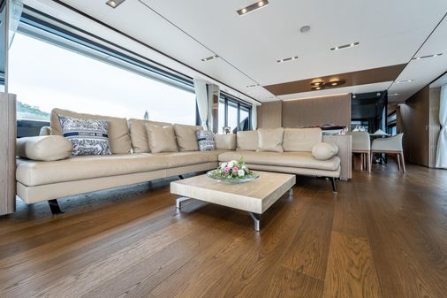 Ferretti Yachts 1000 image