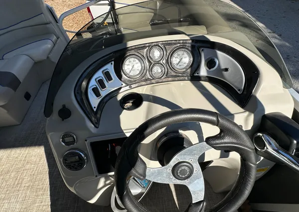 SunCatcher V18 Cruise image