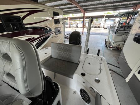 Blazer Bay 2700 Hybrid Bay image