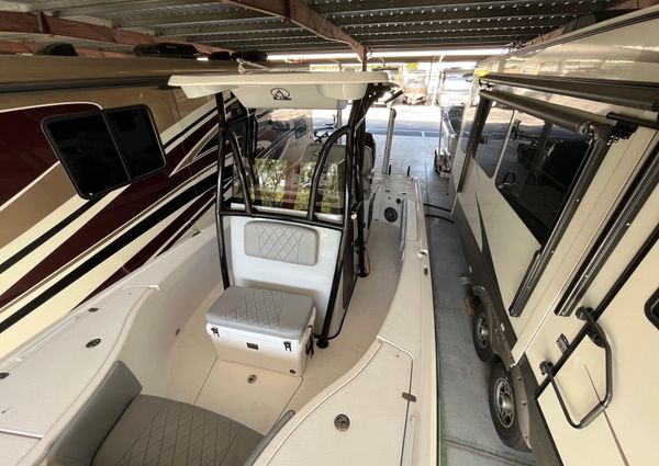 Blazer Bay 2700 Hybrid Bay image