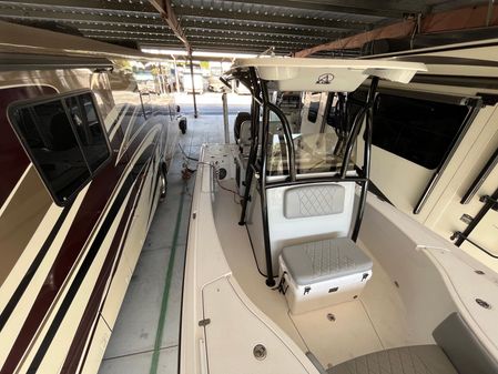 Blazer Bay 2700 Hybrid Bay image