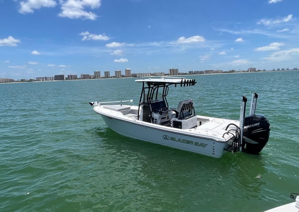 Blazer Bay 2700 Hybrid Bay image