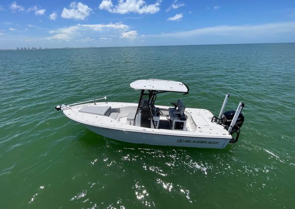 Blazer Bay 2700 Hybrid Bay image