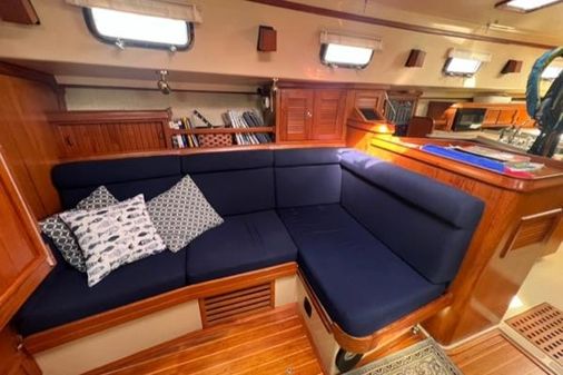 Island-packet 44-CUTTER-RIG image