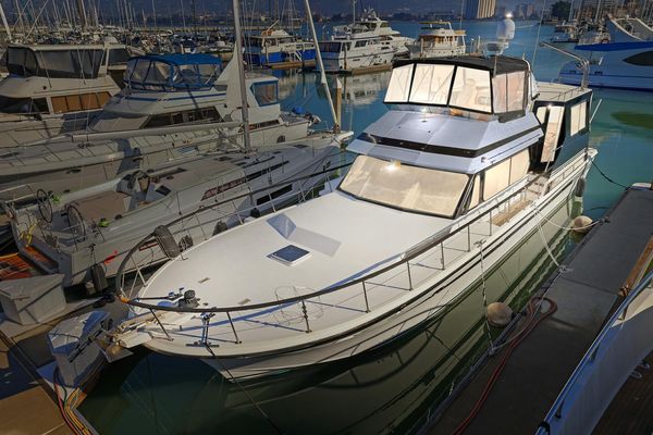 Kha Shing Motoryacht - main image