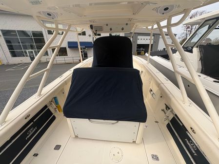 Pursuit C 280 Center Console image