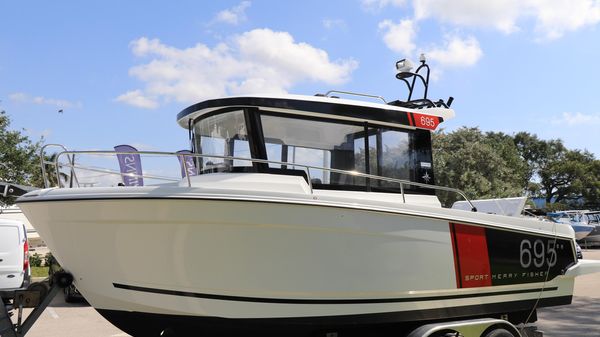 Jeanneau NC 695 Sport S2