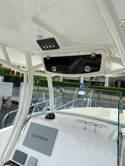 Century 3200 Center Console image