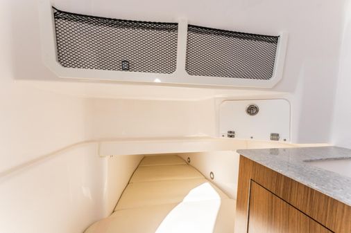 Everglades 36 Center Console image