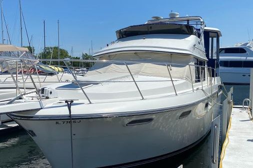 Carver MOTORYACHT image