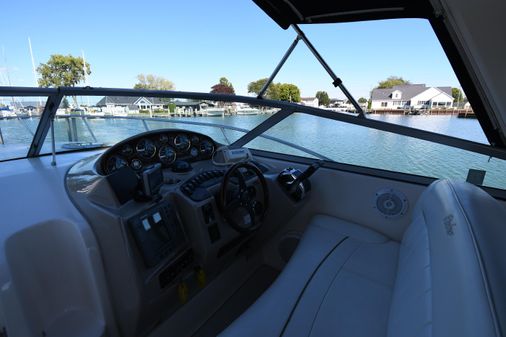 Rinker 342 Fiesta Vee image