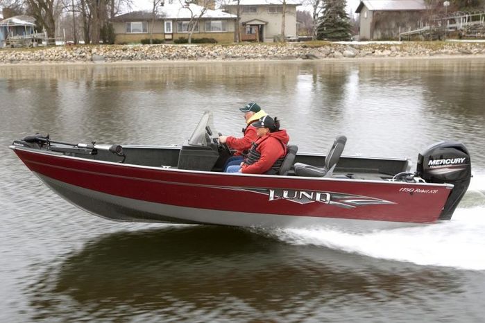 2018 Lund 1750 Rebel XS Hales Corners, Wisconsin - M-W Marine