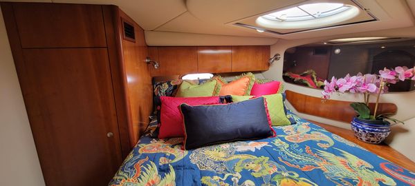 Cruisers Yachts 390 Sports Coupe image
