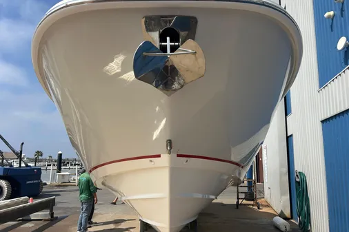 Boston Whaler 320 Vantage image