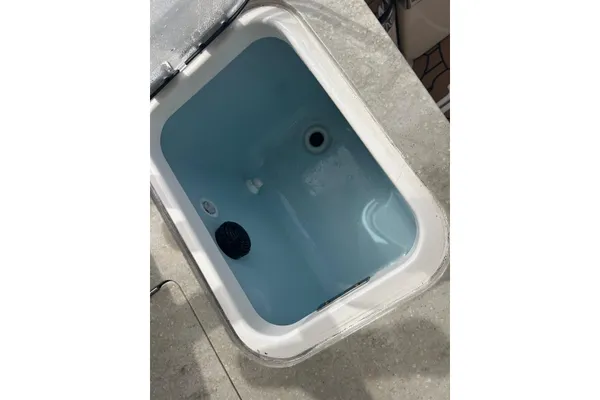 Boston-whaler 320-VANTAGE image